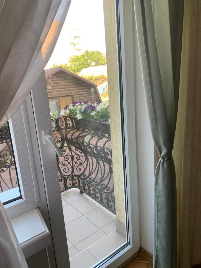 Celebrity Villa Kamenets-Podolsk Eksteriør bilde