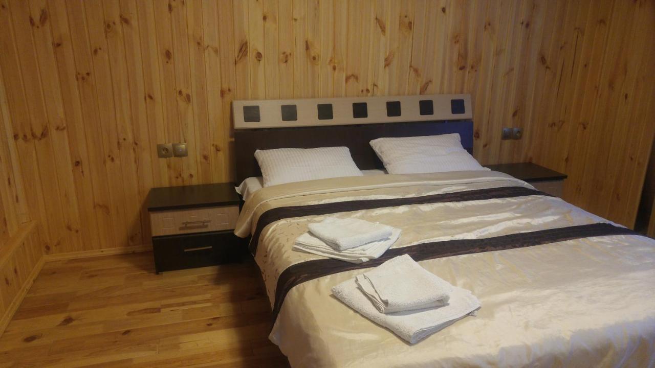 Celebrity Villa Kamenets-Podolsk Eksteriør bilde